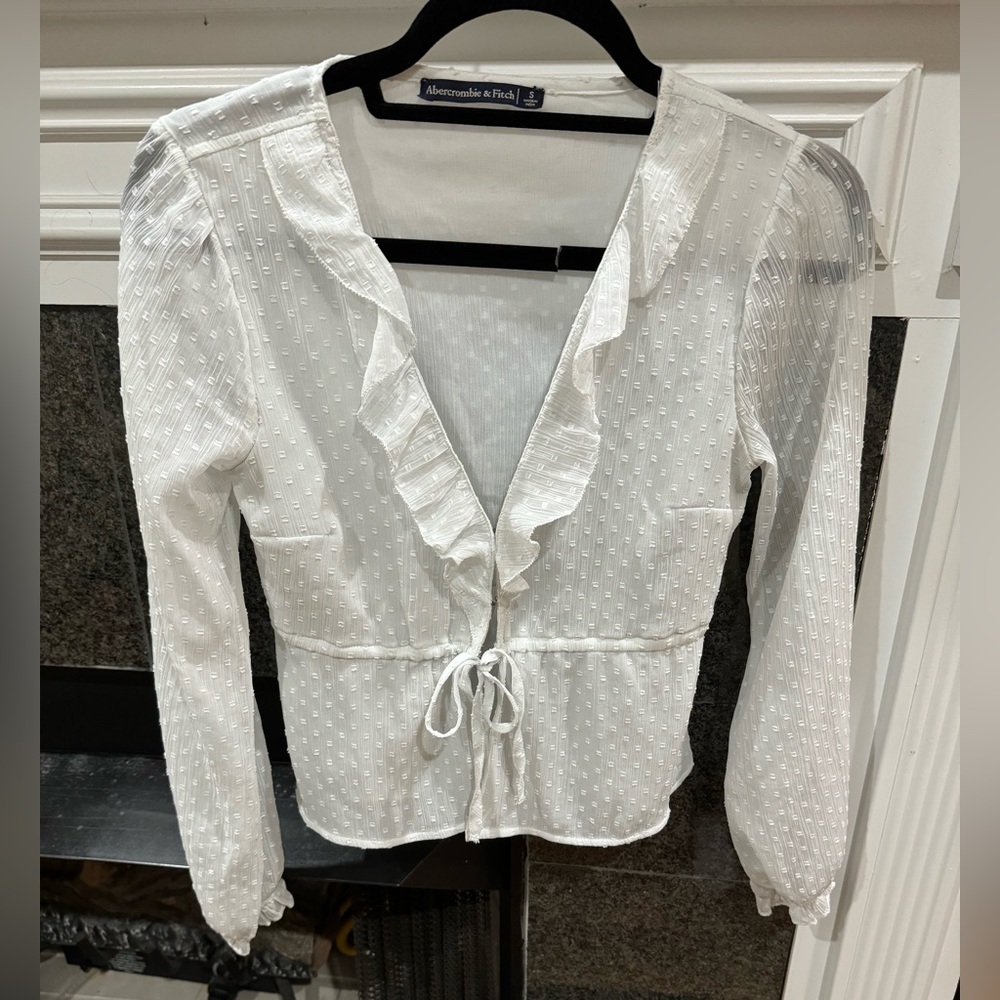 Abercrombie Swiss Dot White Sheer Long Sleeve - Size Small - Great Condition
